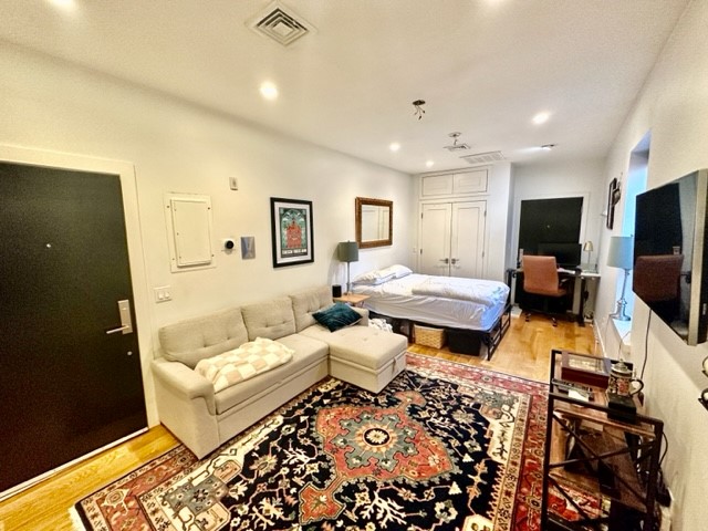 Studio bed, 1 bath apartment for rent at 24 Fleet St Unit 3D, North End — photo 6 of 10