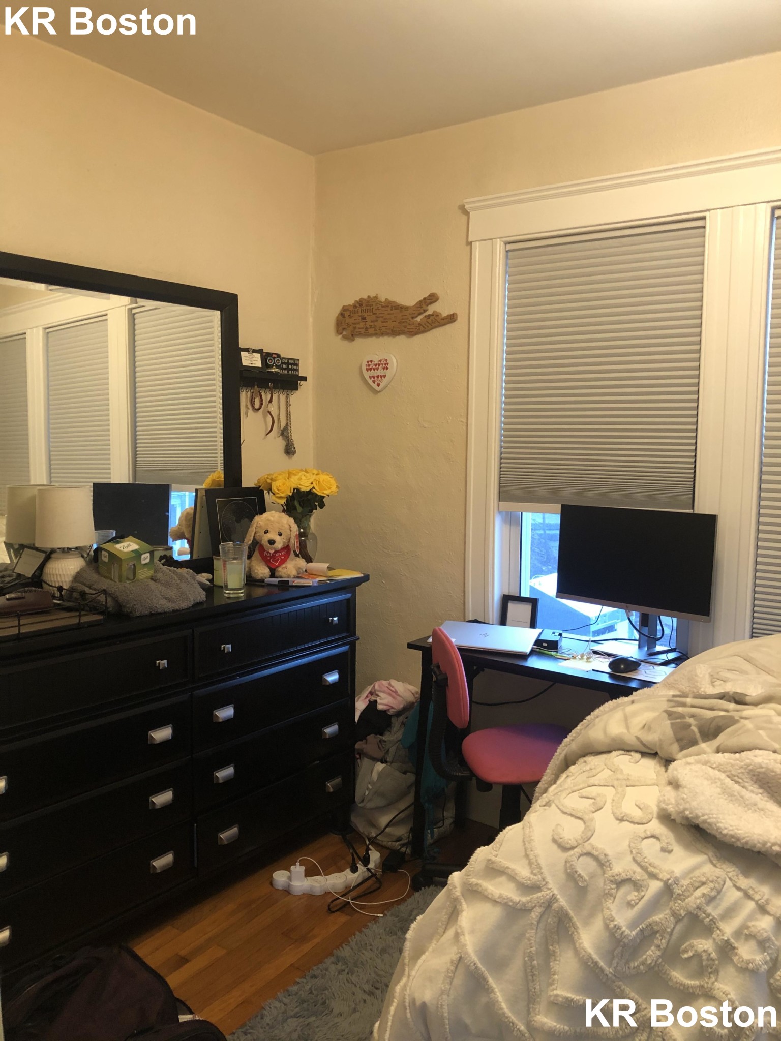 4 bed, 2 bath apartment for rent at 24 Ridgemont Unit 2, Allston — photo 8 of 12