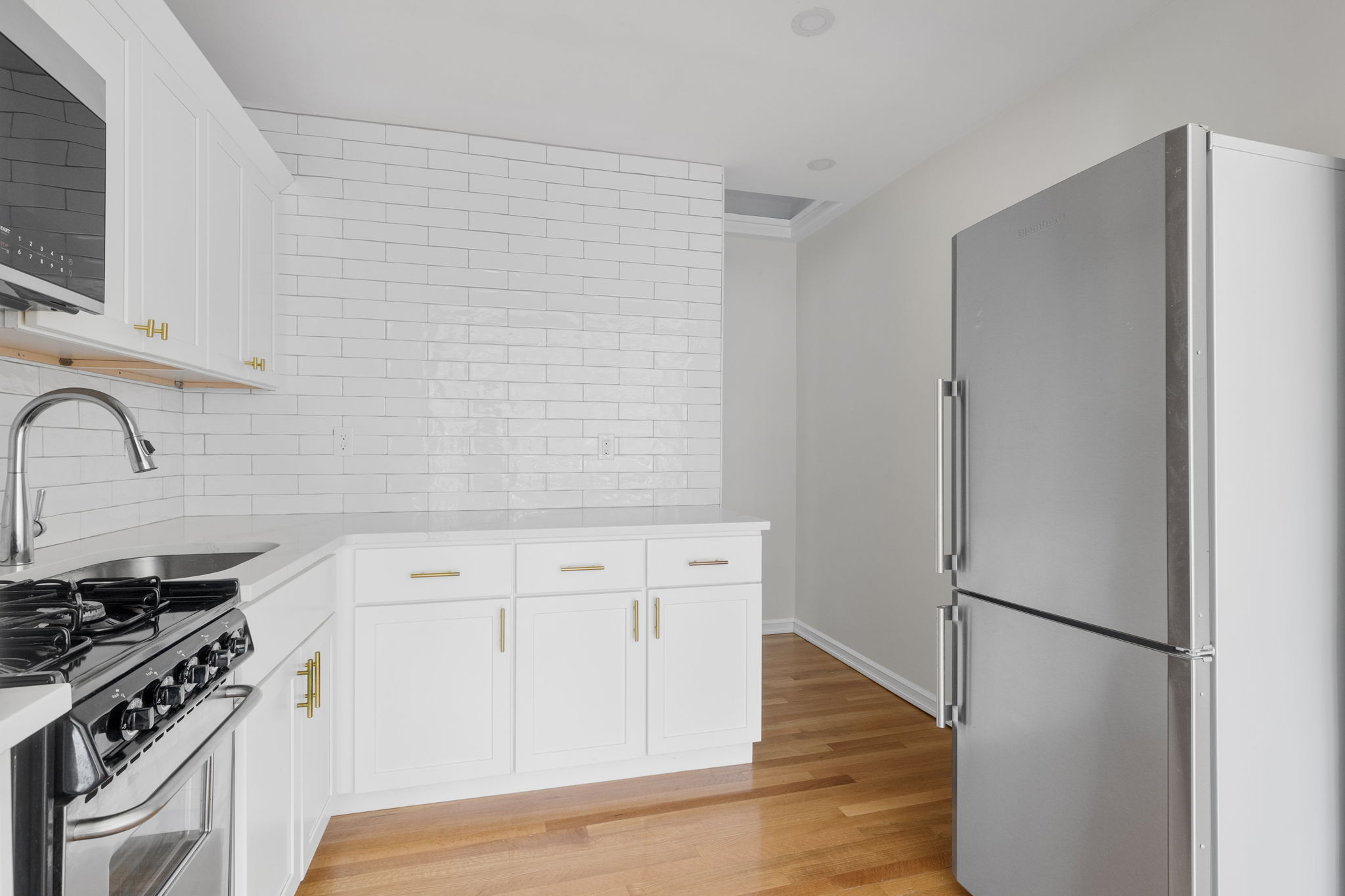 291 Commonwealth Ave, Back Bay