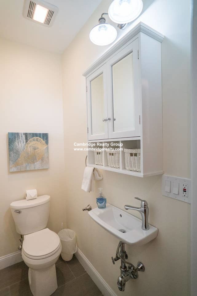 212 Green St, Cambridgeport