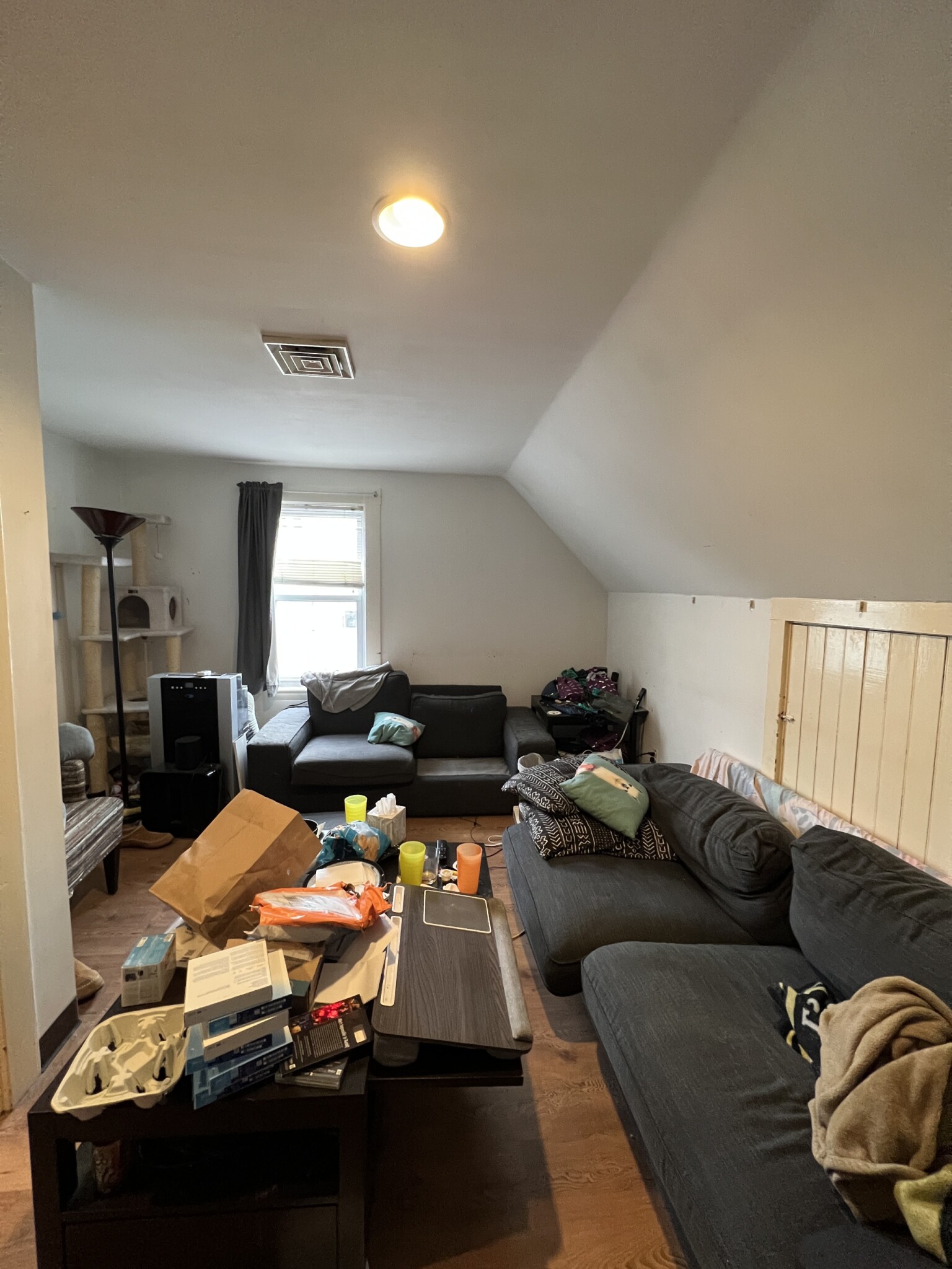 1 bed, 1 bath apartment for rent at 7 Jay St Unit 3T, Davis Square — photo 5 of 10