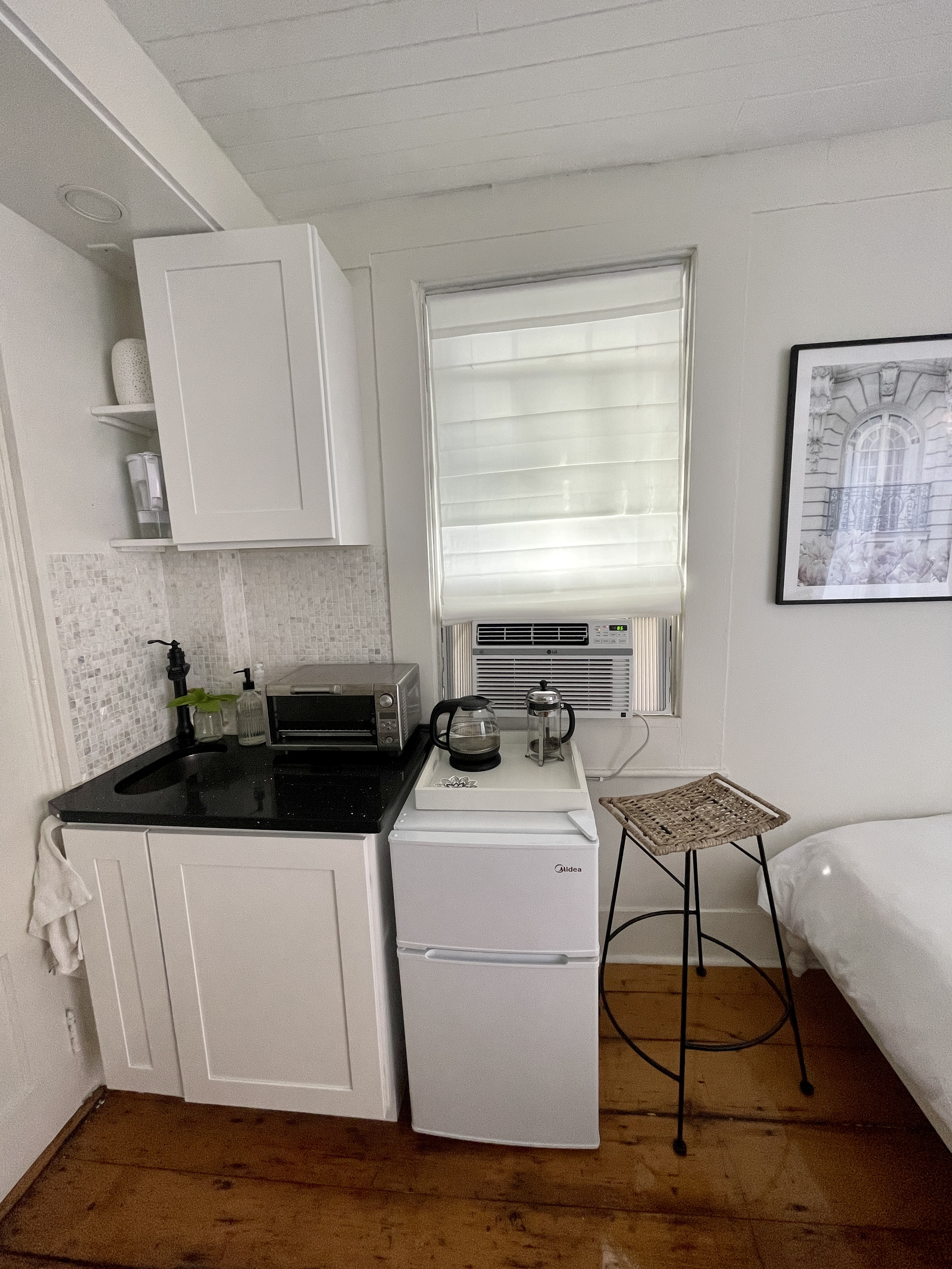 Studio bed, 1 bath apartment for rent at 36 Joy St Unit 3R, Beacon Hill — photo 6 of 19