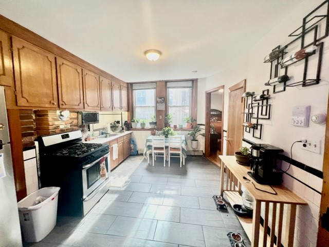 170 Endicott St, North End