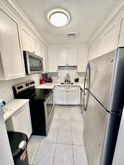 2 bed, 1 bath apartment for rent at 109 Fulton St Unit 1, North End — photo 6 of 17