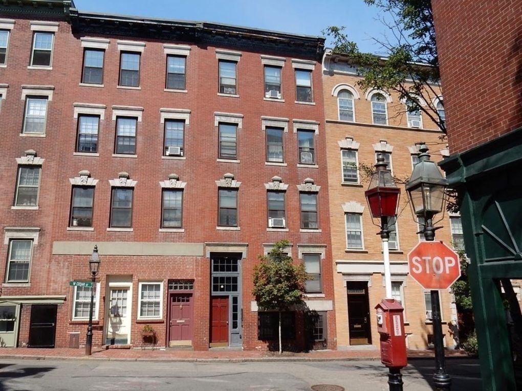 2 bed, 1 bath apartment for rent at 86 West Cedar St Unit 7, Beacon Hill — photo 1 of 11