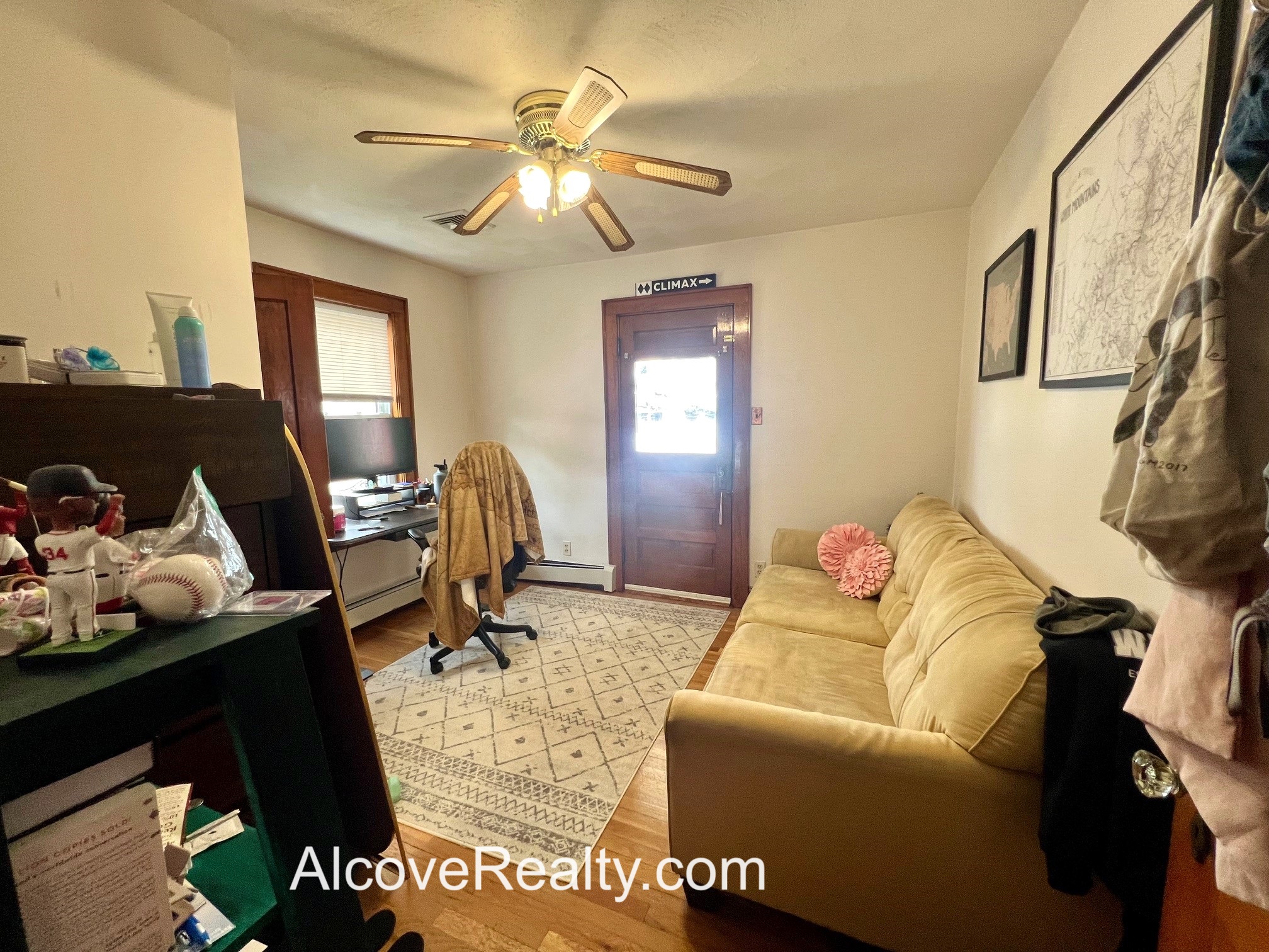 3 bed, 1 bath apartment for rent at 68 Endicott Ave Unit 1, Teele Square — photo 7 of 18