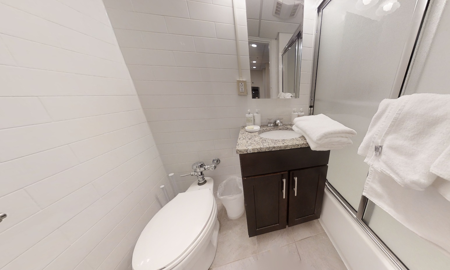 Studio bed, 1 bath apartment for rent at 62 Boylston St Unit 1, Back Bay — photo 7 of 11