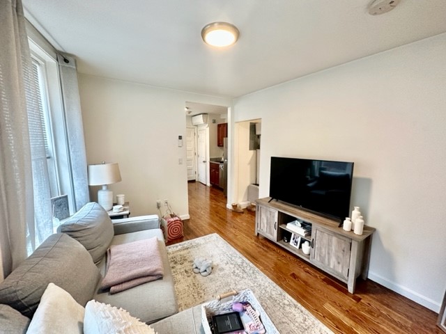 1 bed, 1 bath apartment for rent at 4 Garden Ct Unit 5, North End — photo 6 of 11
