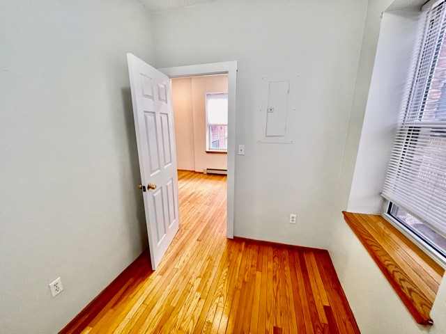 1.5 bed, 1 bath apartment for rent at 15 Thacher Ct Unit 2, North End — photo 7 of 13