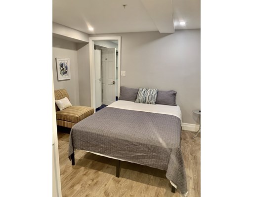 1 bed, 1 bath apartment for rent at 726 Metropolitan Ave Unit G, Hyde Park — photo 38 of 47