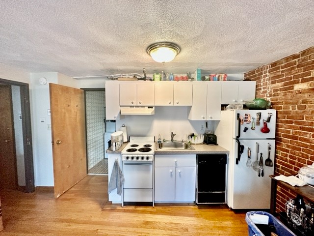 2 bed, 1 bath apartment for rent at 8 Harris St Unit 4, North End — photo 6 of 12