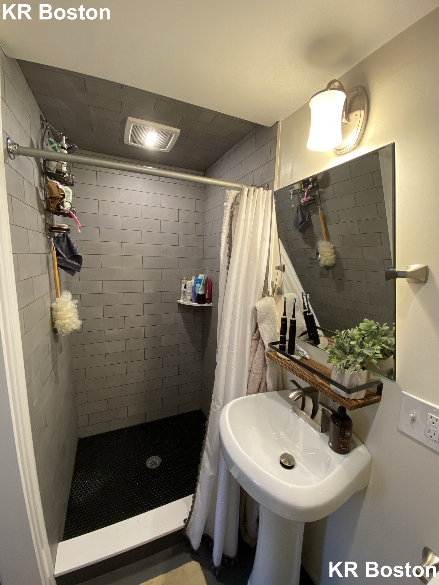 1 bed, 1 bath apartment for rent at 7 Fairbanks St Unit 5, Brighton — photo 6 of 7