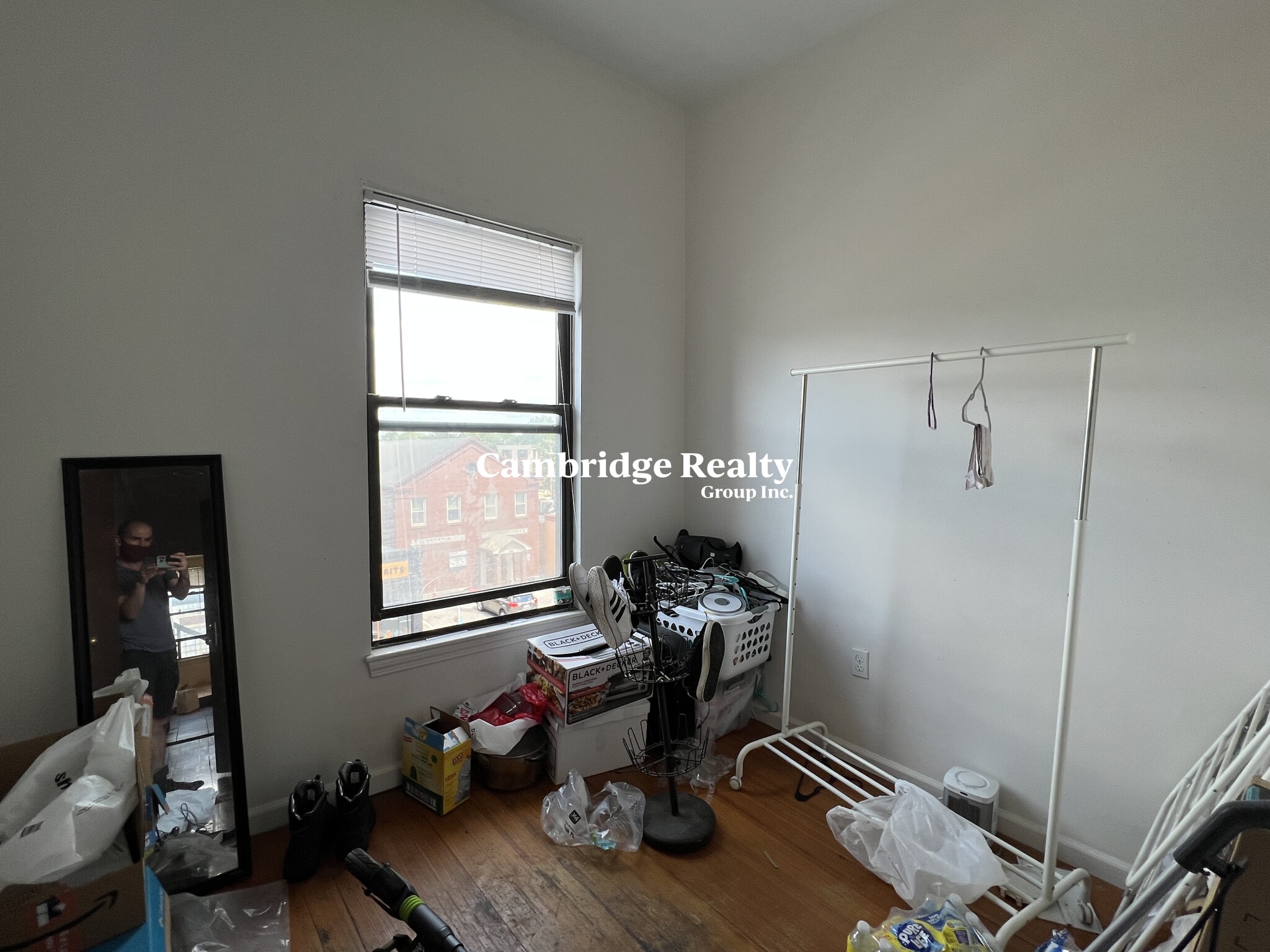2 bed, 1 bath apartment for rent at 796 Main St Unit 784-5T, The Port — photo 4 of 9