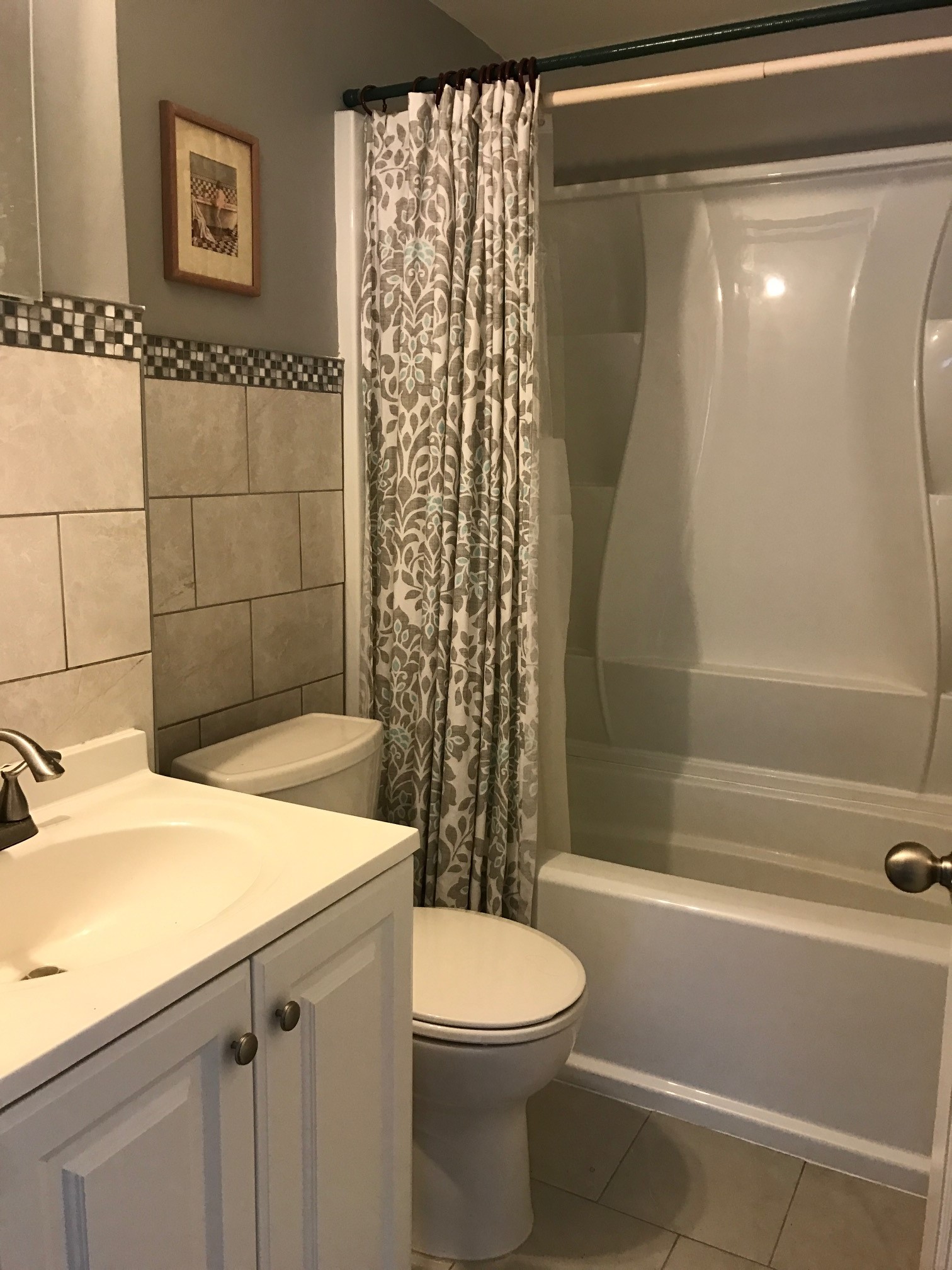 3 bed, 1 bath apartment for rent at 30 Mason St Unit 1, Salem — photo 7 of 15