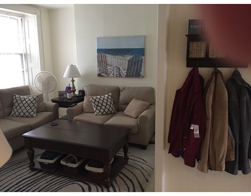 1 bed, 1 bath apartment for rent at 38 Oak St Unit 3, Chinatown — photo 12 of 14