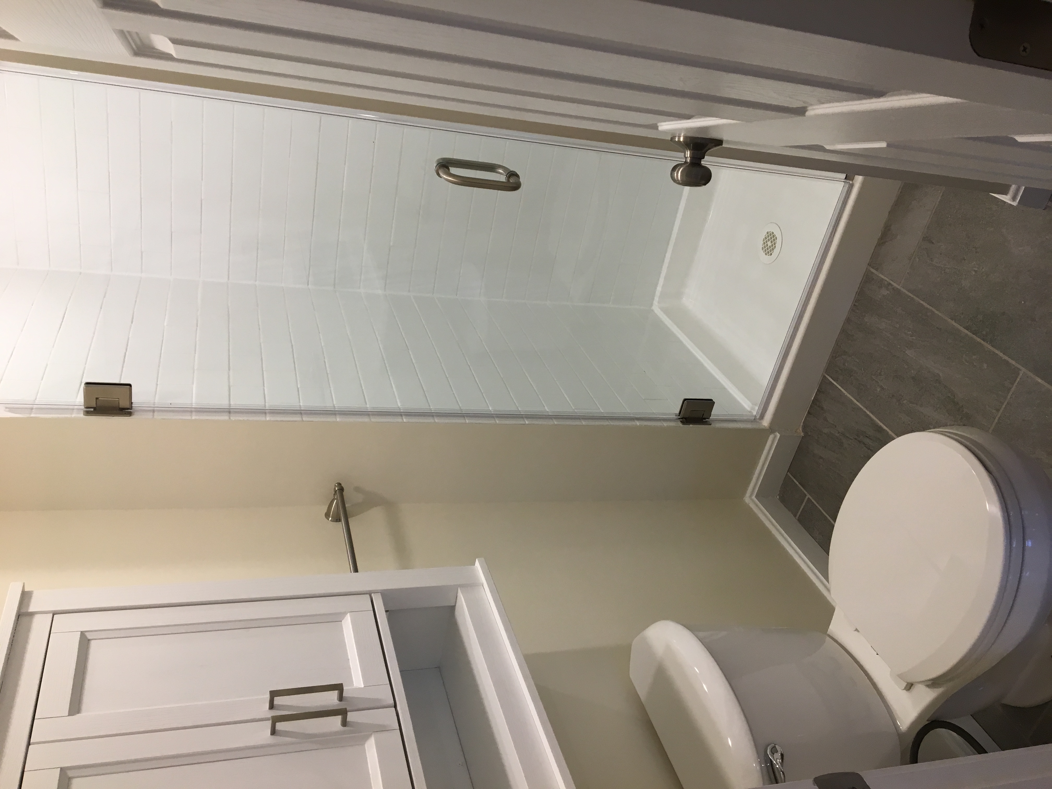 3 bed, 2 bath apartment for rent at 4 Mechanic St Unit 2, Newton — photo 6 of 6