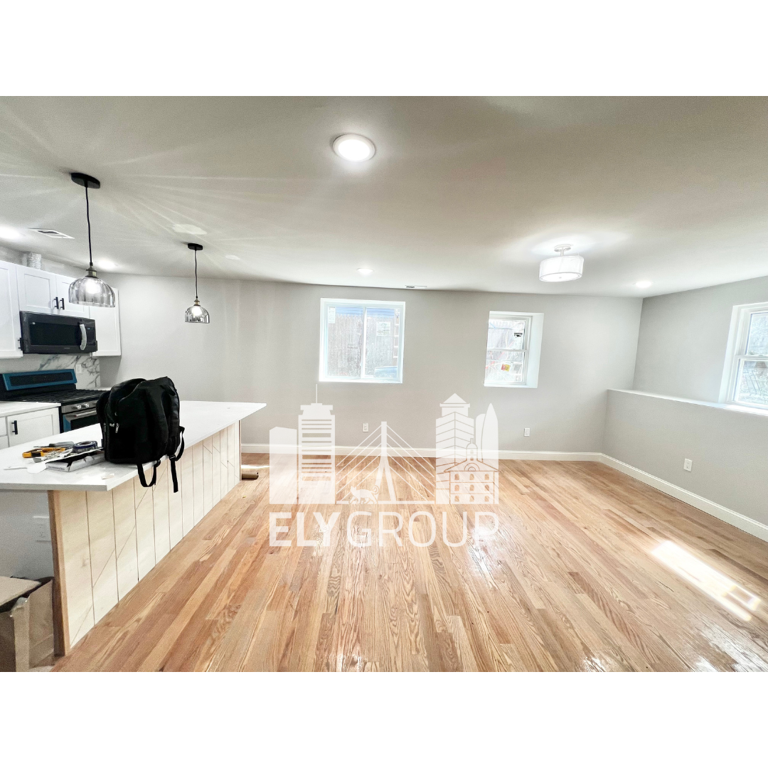 4 bed, 2 bath apartment for rent at 33 Lincoln St Unit 1, West Medford — photo 6 of 22