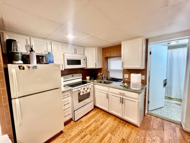 Studio bed, 1 bath apartment for rent at 109 Prince St Unit 1, North End — photo 6 of 7