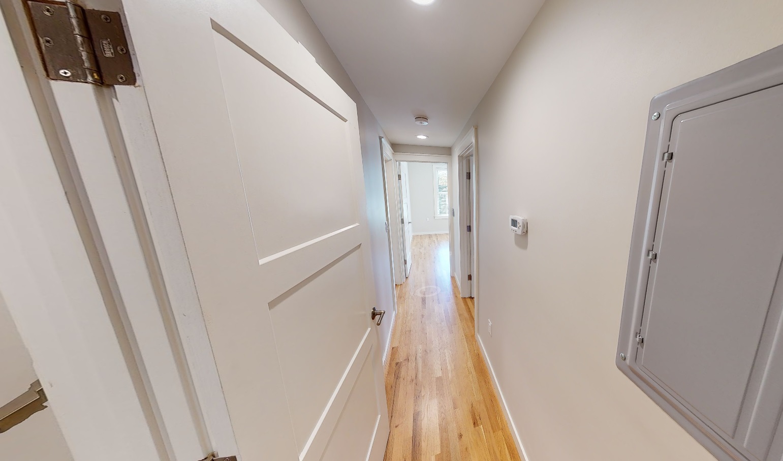 2 bed, 1 bath apartment for rent at 423 Franklin St Unit 2T, Riverside — photo 5 of 10
