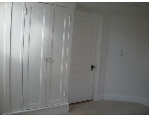 1 bed, 1 bath apartment for rent at 59 Surrey St Unit 3, Brighton — photo 14 of 23