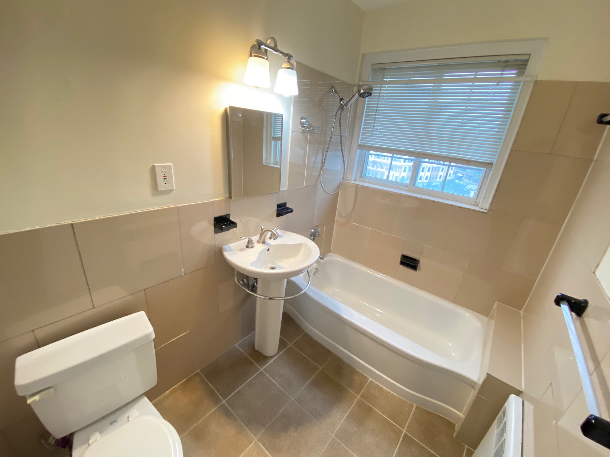 1 bed, 1 bath apartment for rent at 550 Belmont St Unit 28, Watertown — photo 6 of 6