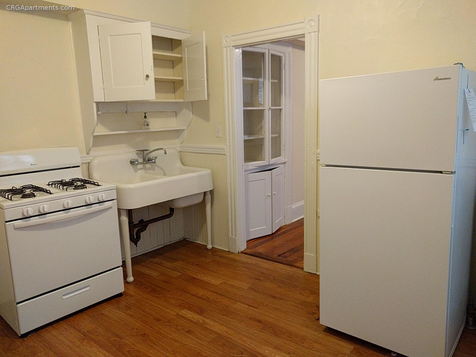 2 bed, 1 bath apartment for rent at 88 Massachusetts Unit 8, Central Square — photo 6 of 11