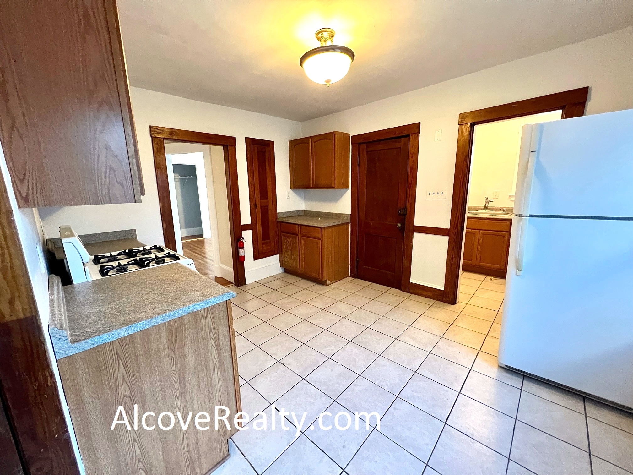 2 bed, 1 bath apartment for rent at 98 Bow St Unit 2, Medford — photo 6 of 16