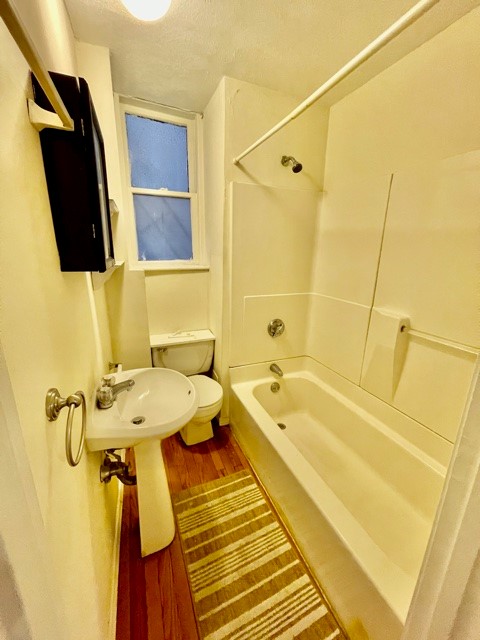 1 bed, 1 bath apartment for rent at 40 Clark St Unit 6, North End — photo 6 of 9