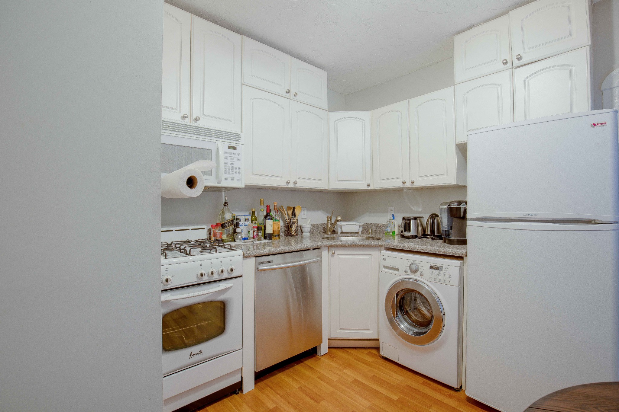 2.5 bed, 1.5 bath apartment for rent at 284 Cambridge St Unit 1, Beacon Hill — photo 7 of 7
