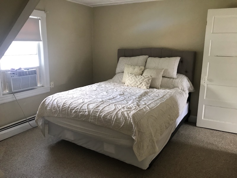 1 bed, 1 bath apartment for rent at 39 Dunlap St Unit 3, Salem — photo 6 of 10