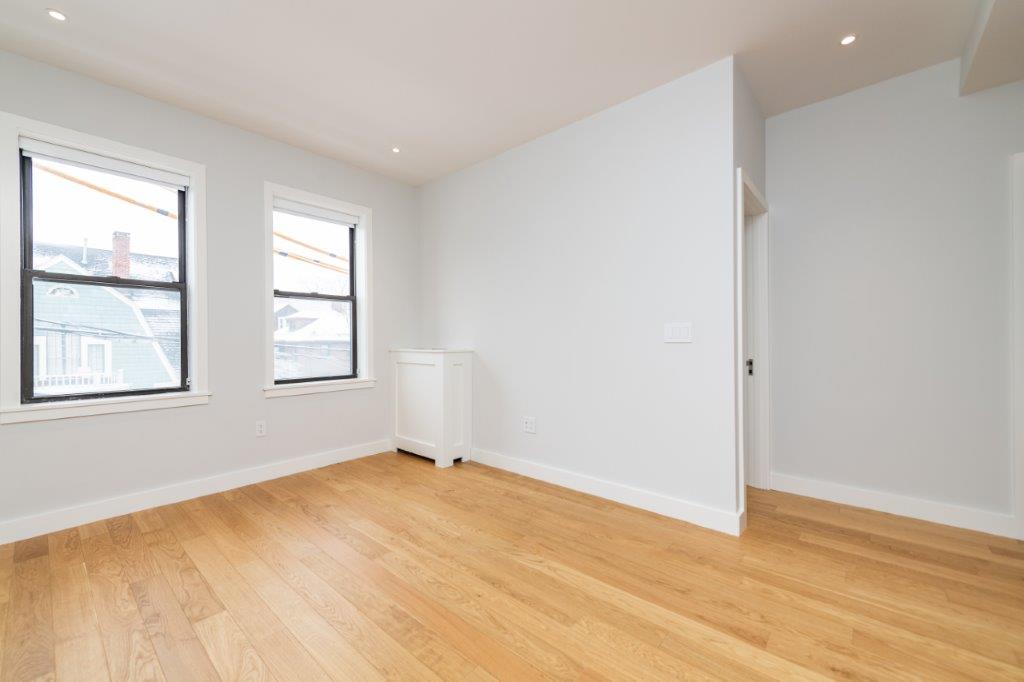 3 bed, 1 bath apartment for rent at 13 Sparhawk Unit 5, Brighton