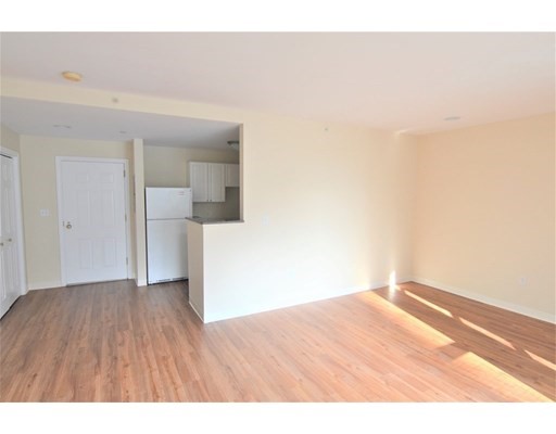 1 bed, 1 bath apartment for rent at 75 Peterborough St Unit 118, Fenway — photo 4 of 10