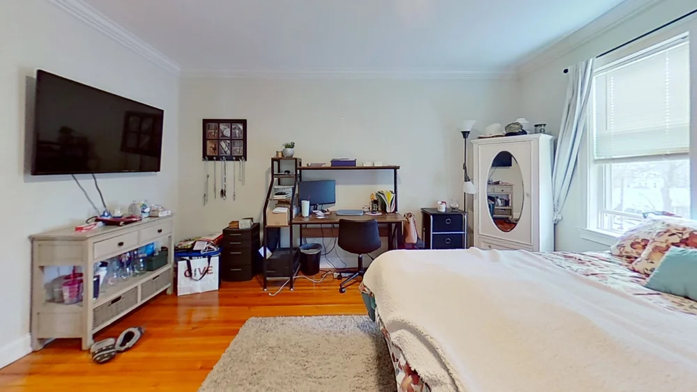 5 bed, 2 bath apartment for rent at 45 Burton St Unit 2, Brighton — photo 6 of 6
