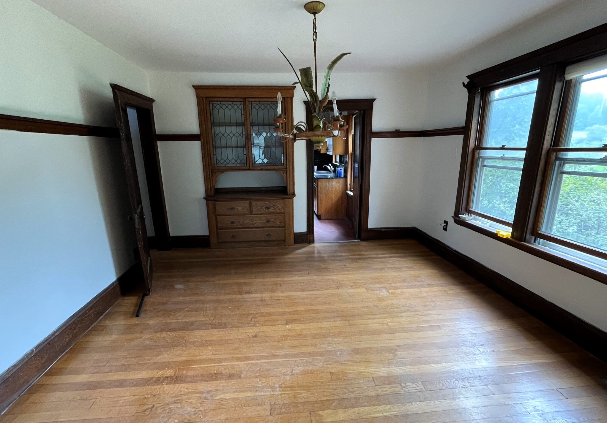 3 bed, 2 bath apartment for rent at 346-348 Belmont St Unit 2T, Watertown — photo 4 of 9