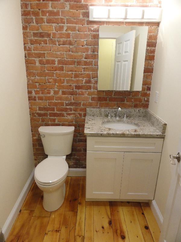 5 bed, 2 bath apartment for rent at 17 Tremont St Unit 5, Kendall Square — photo 4 of 10