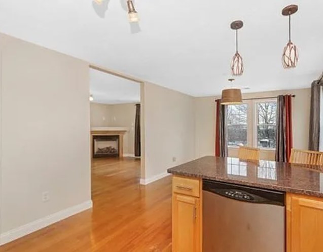 3 bed, 2.5 bath apartment for rent at 2691 Washington St Unit 1, Roxbury — photo 6 of 13