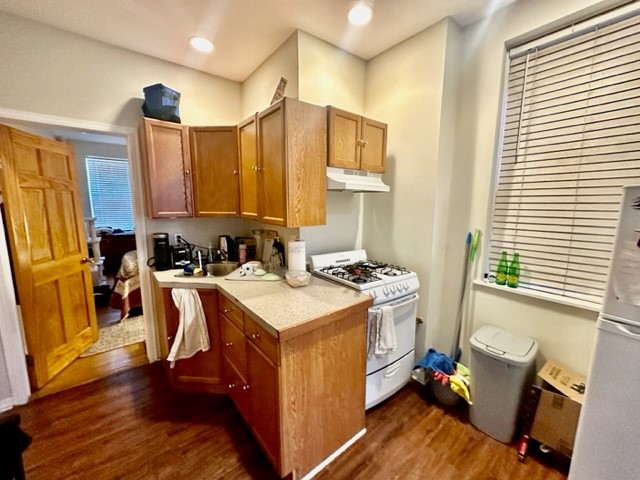 2 bed, 1 bath apartment for rent at 70 Joy Unit 2F, North End — photo 5 of 12