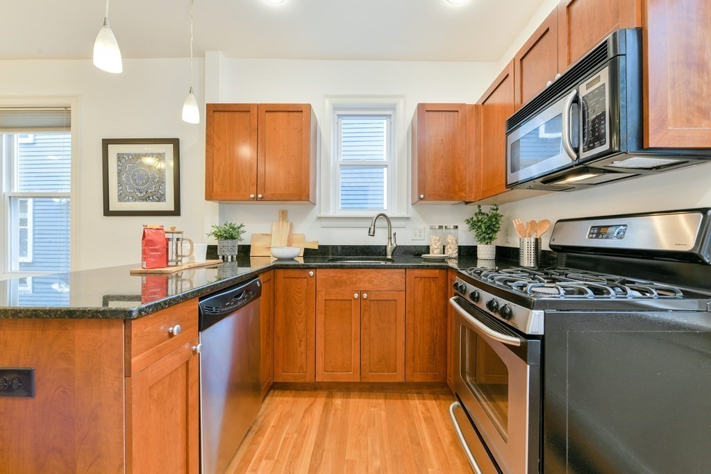 1 bed, 1 bath apartment for rent at 60 Magnolia Ave Unit 1, East Boston — photo 9 of 12