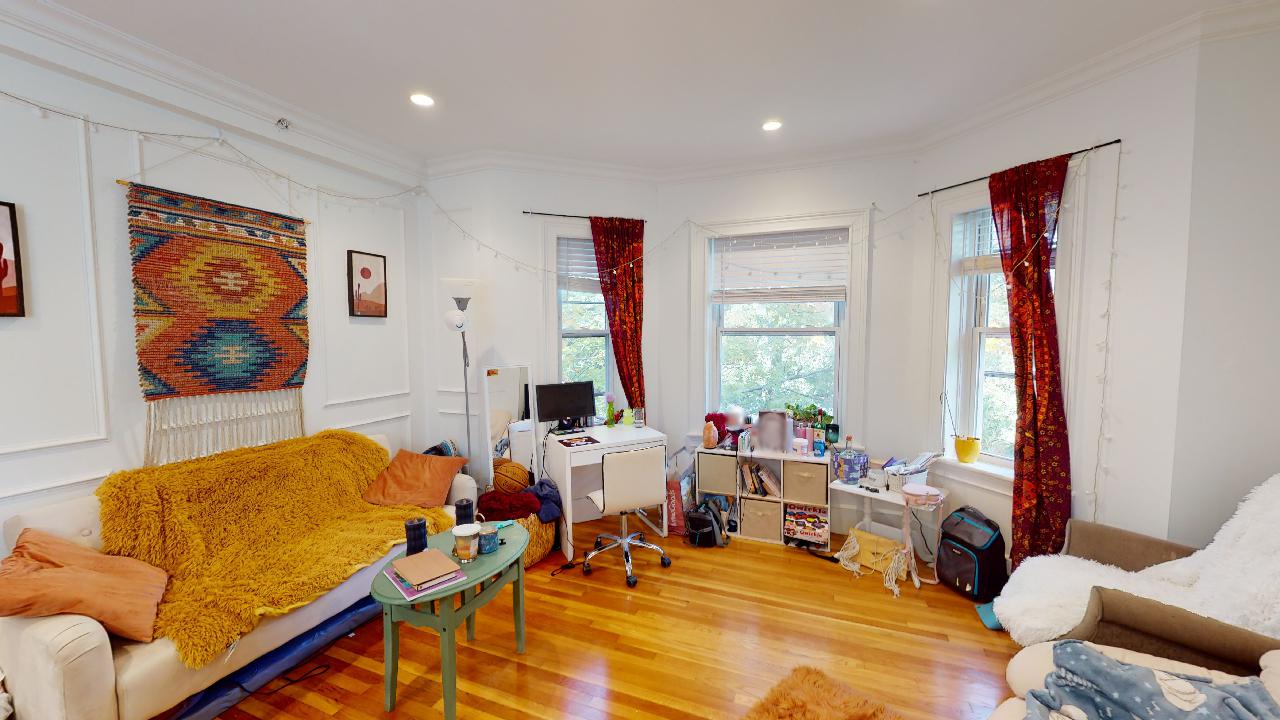 1 bed, 1 bath apartment for rent at 60 Kirkland St Unit 2L, Harvard Square — photo 1 of 8