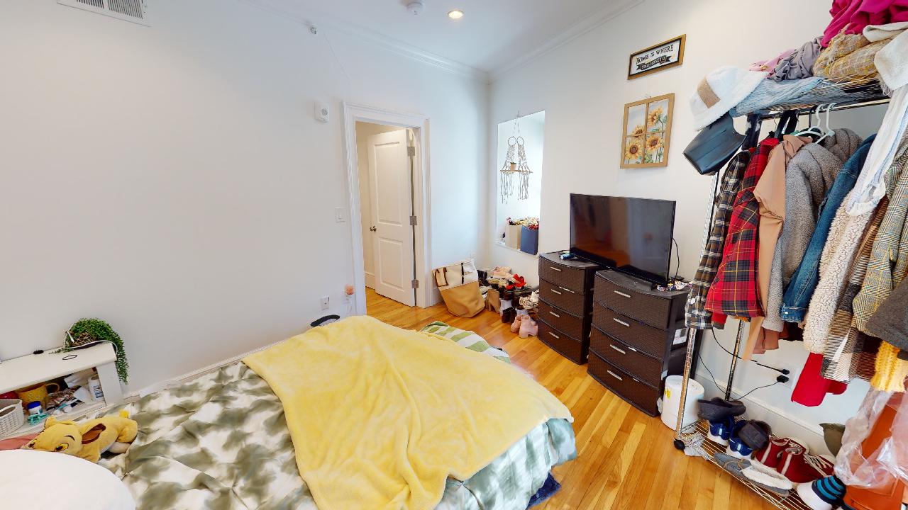 1 bed, 1 bath apartment for rent at 60 Kirkland St Unit 2L, Harvard Square — photo 6 of 8