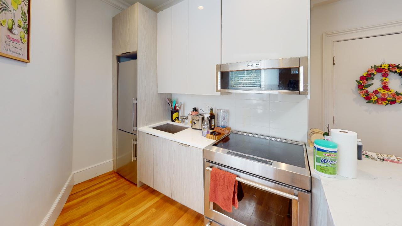 1 bed, 1 bath apartment for rent at 60 Kirkland St Unit 2L, Harvard Square — photo 8 of 8