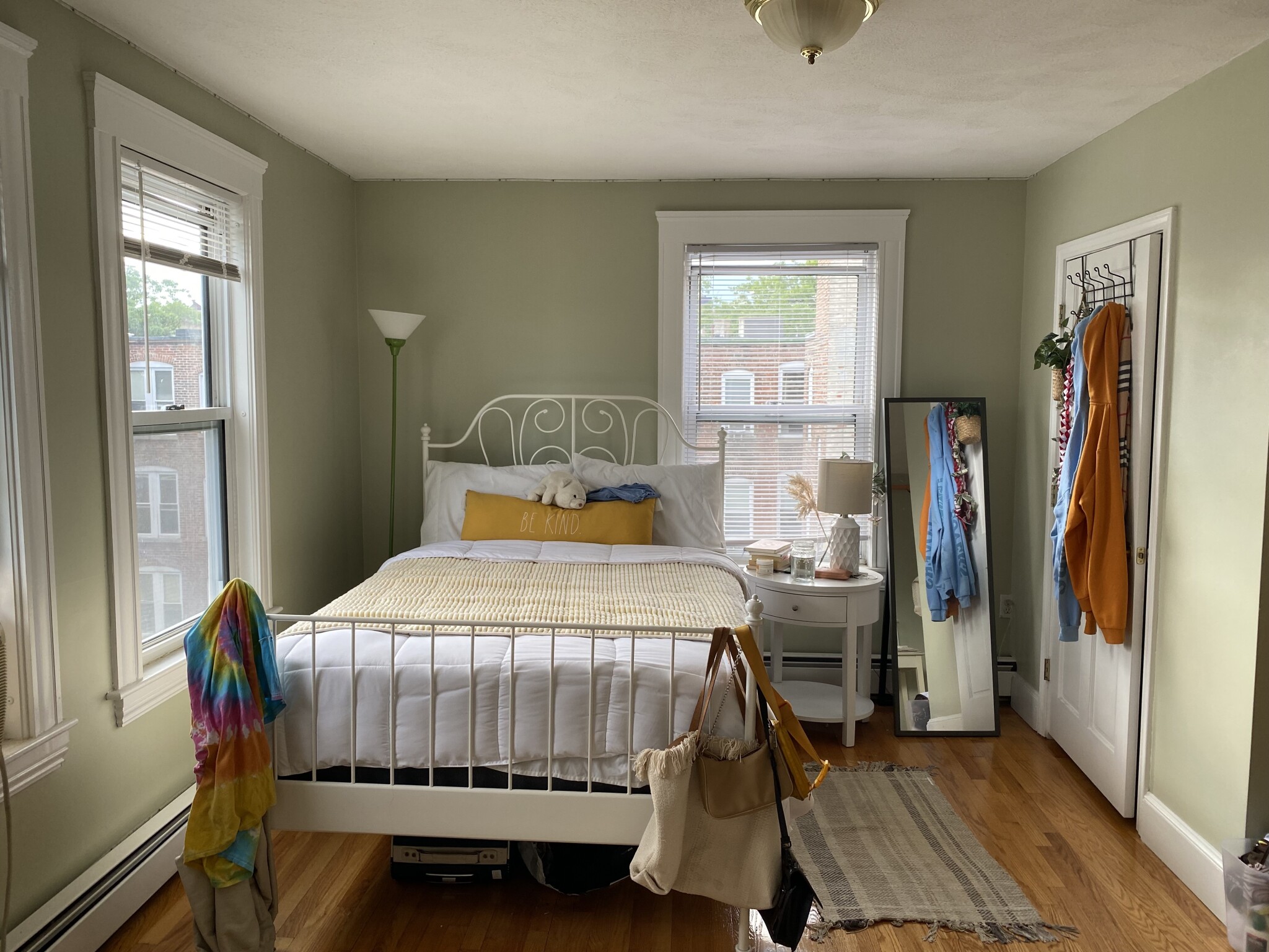 14 Hamilton Rd, North Brookline