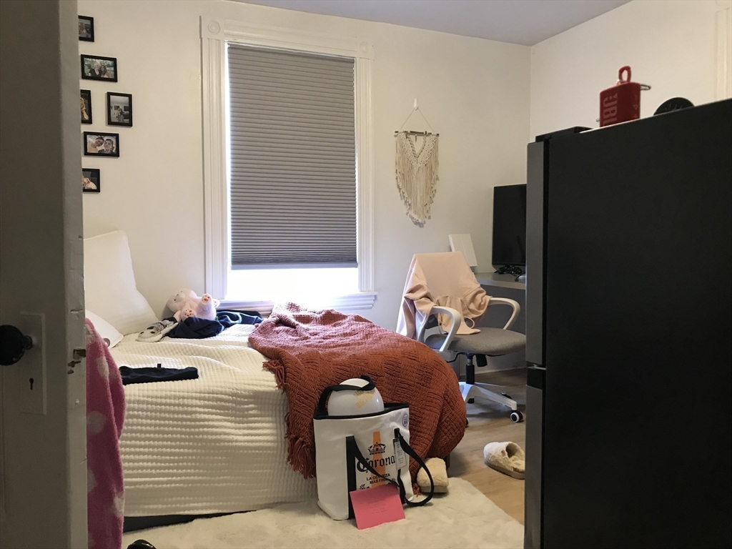 79 Cushing St, South Side