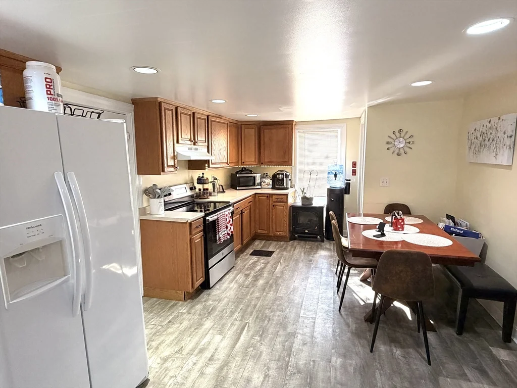 75 Lincoln St, Waltham