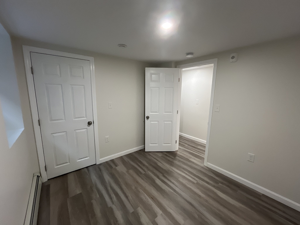 7 Lexington Ave, Hyde Park