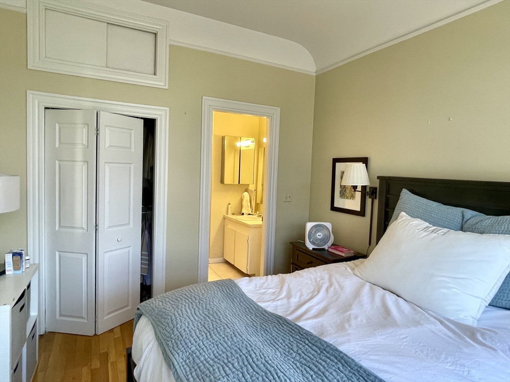 362 Commonwealth Ave, Back Bay