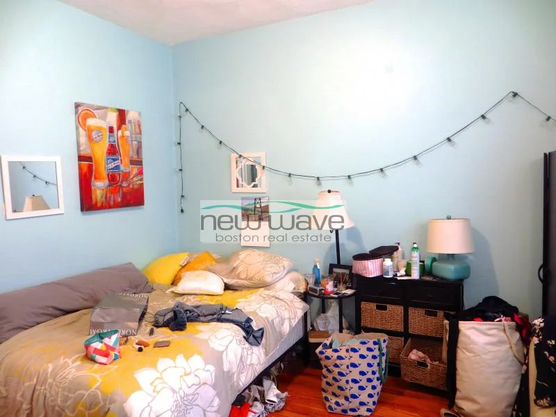 64 Charlesgate East, Fenway