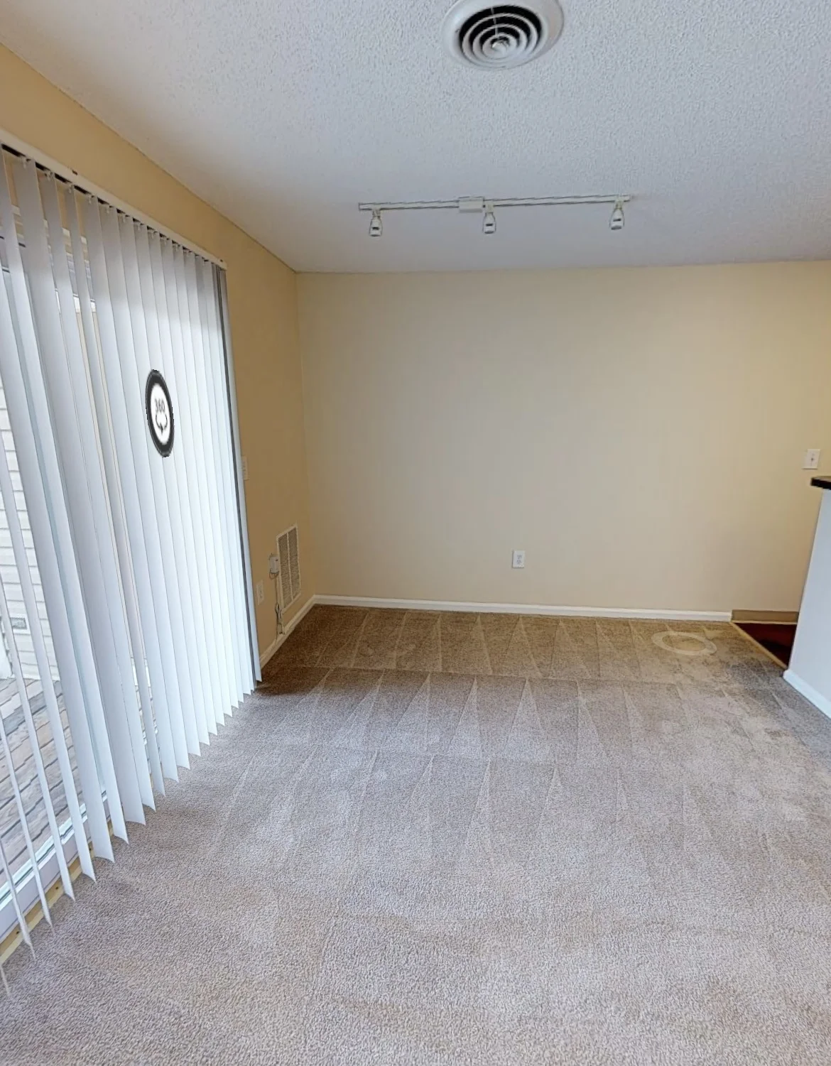 1 Arboretum Way, Burlington