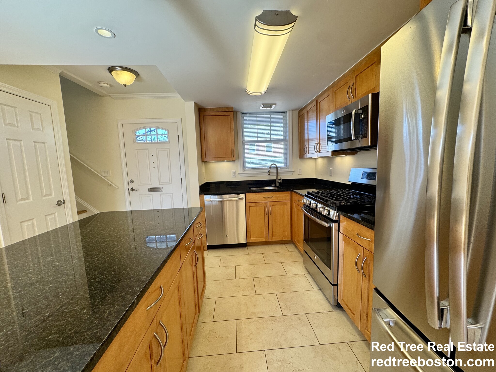 146 Independence Dr, Chestnut Hill