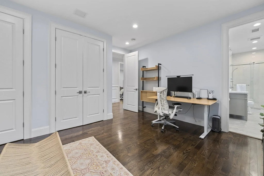 11 Woodhaven Rd, Waban
